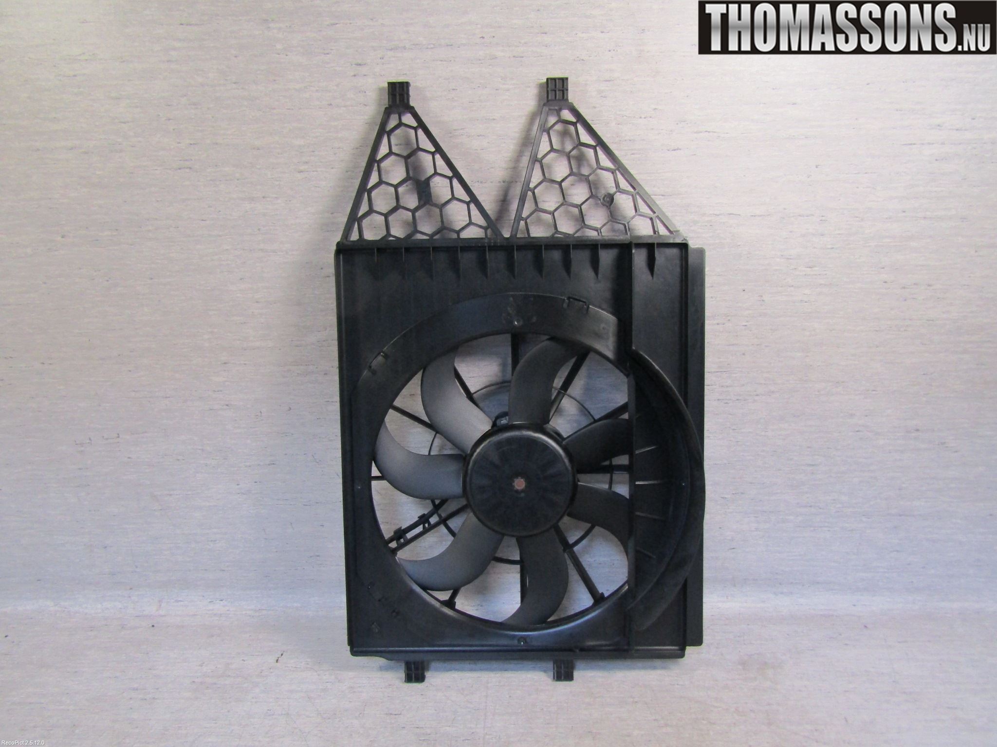 Skoda PRAKTIK Kylfläkt El