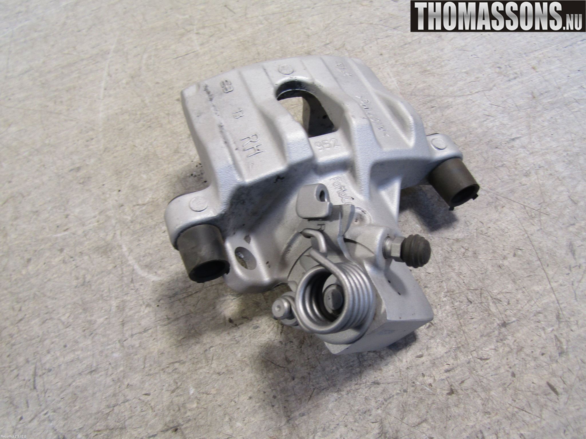 Ford FOCUS 08-11 Bromsok Bak Höger