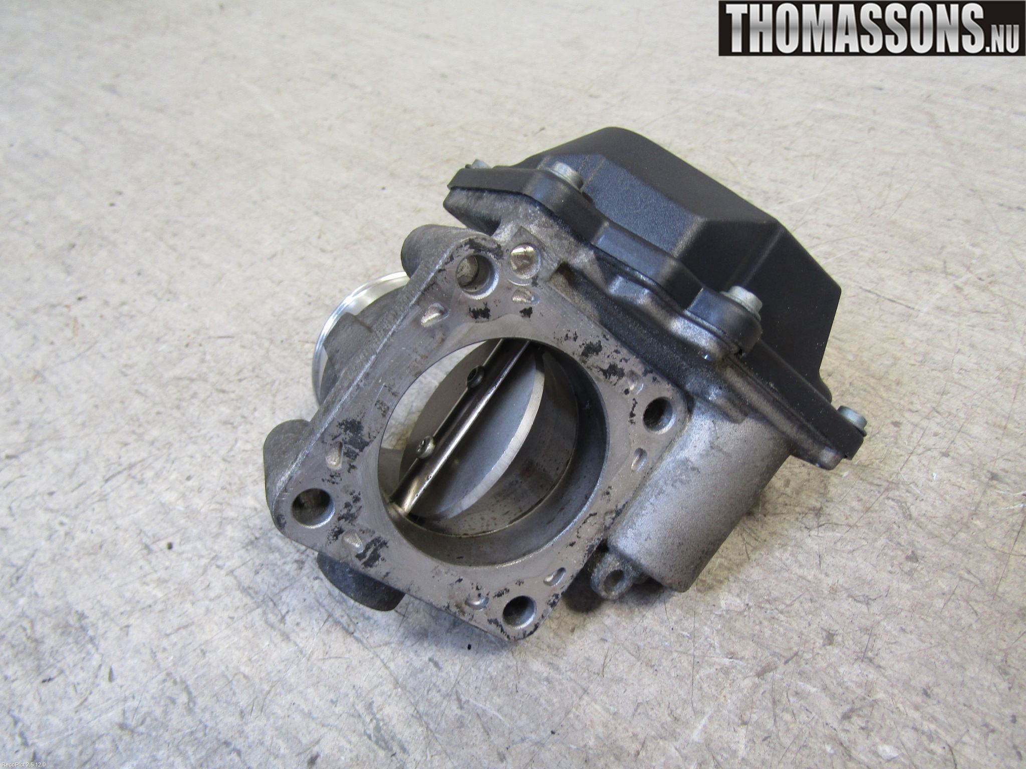 Hyundai i30 FD 07-12 Injspjällhus