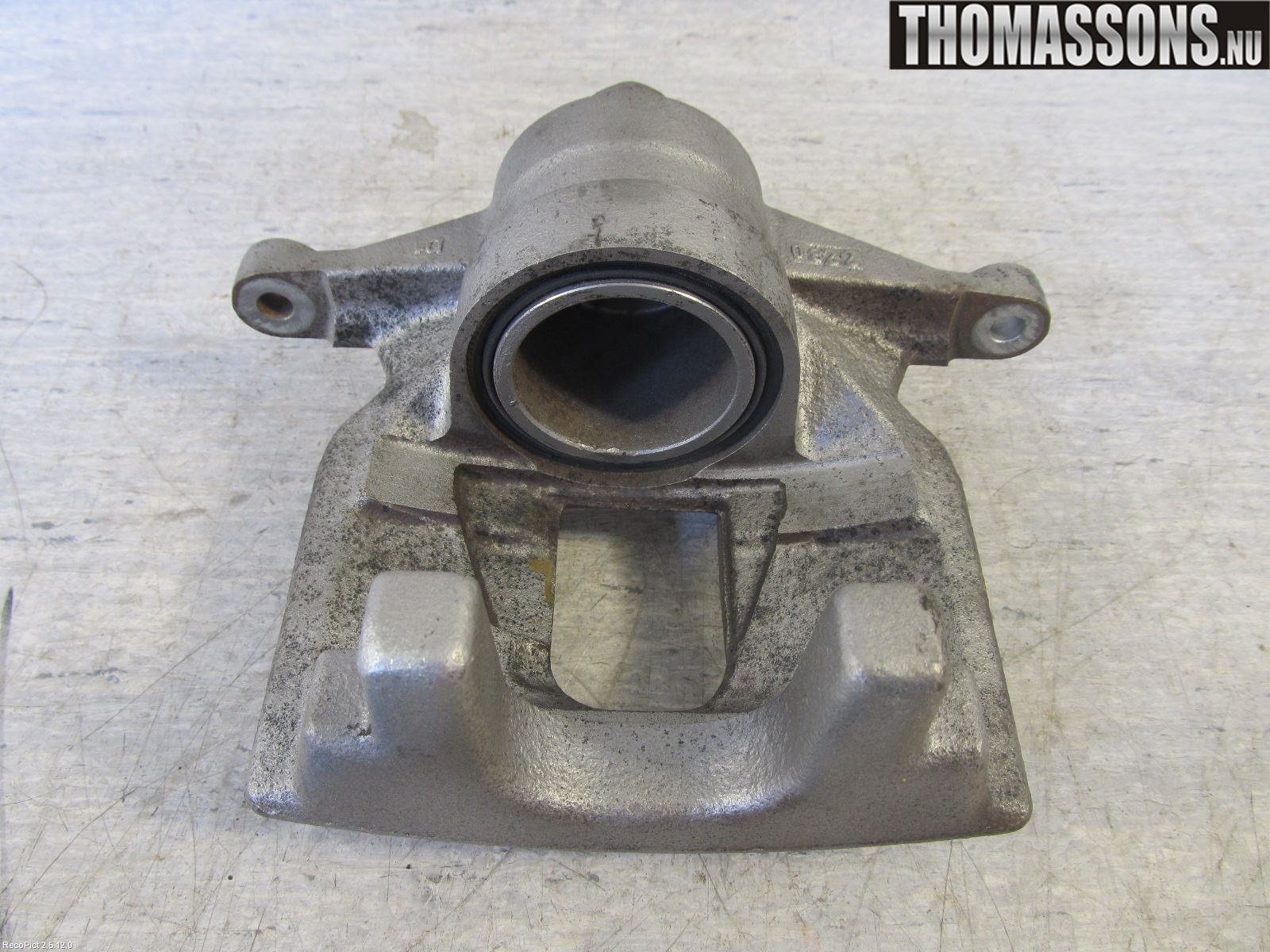 Toyota AVENSIS 09-15 Bromsok Fram Höger