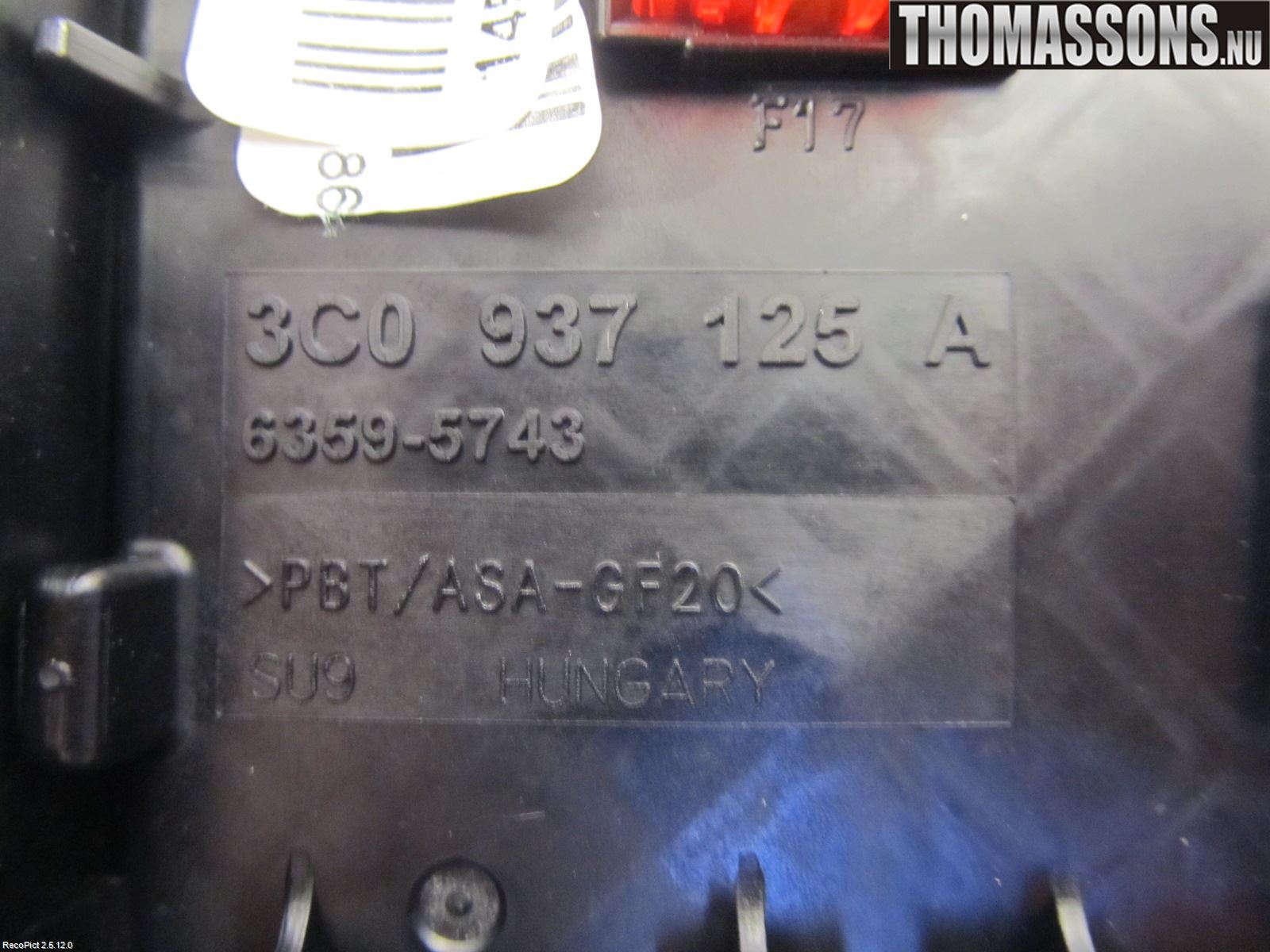 Volkswagen VW PASSAT 11-14 Säkringsdosa-Elcentral