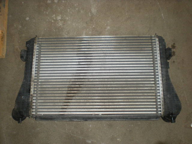 Volkswagen VW PASSAT 05-11 Laddluft-Intercooler Kyl