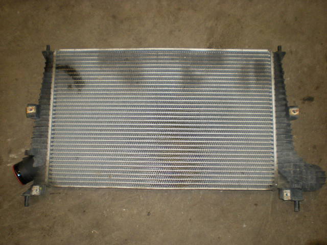 Saab 9-5 -05 Laddluft-Intercooler Kyl