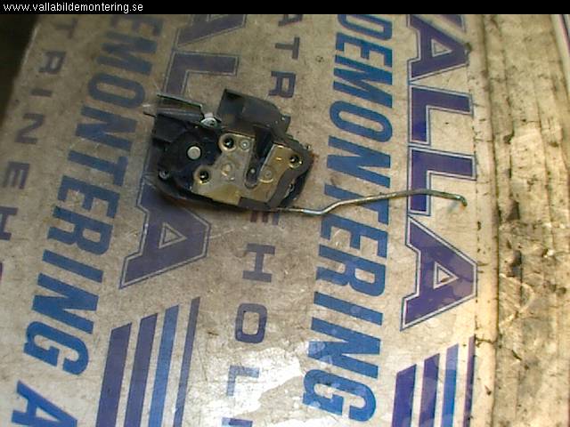 Toyota COROLLA 98-01 Låskista-Dörrlås