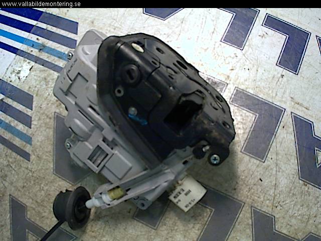 Audi A6/S6     05-11 Låskista-Dörrlås