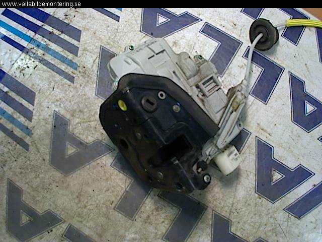 Audi A4/S4 05-07 Låskista-Dörrlås