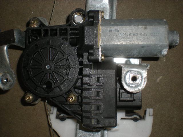 Ford MONDEO     01-06 Fönsterhiss El Kompl