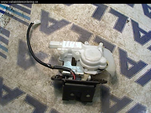 Mazda 6 02-08 Låskista Baklucka