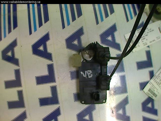 Opel VECTRA C 02-05 Låskista-Dörrlås