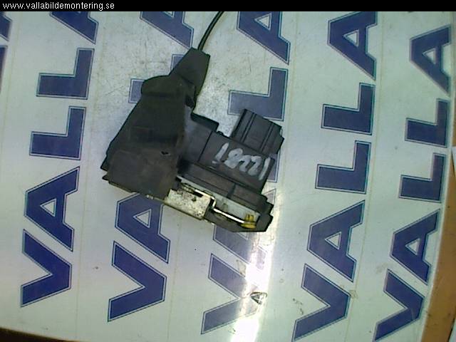 Ford FIESTA     02-05 Låskista-Dörrlås