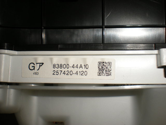 Toyota AVENSIS VERSO Instrument Komb