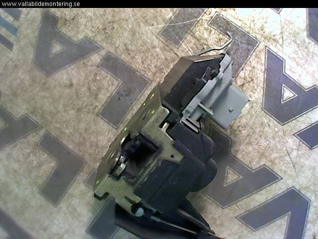 Peugeot 307 01-05 Låskista-Dörrlås