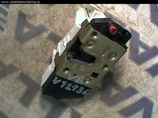 Peugeot 307     01-05 Låskista-Dörrlås