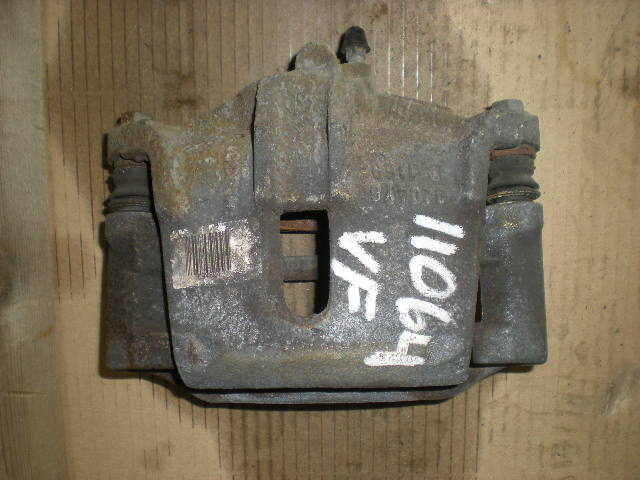 Toyota YARIS P1 03-05 Bromsok Fram Vänster