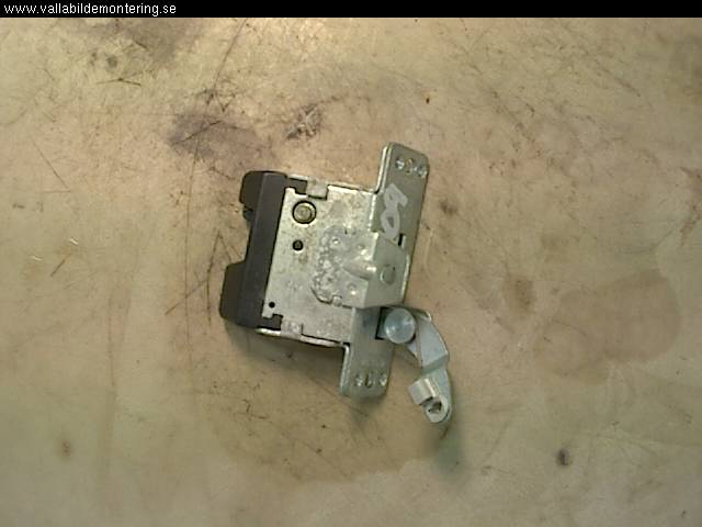 Opel CORSA C    00-06 Låskista Baklucka