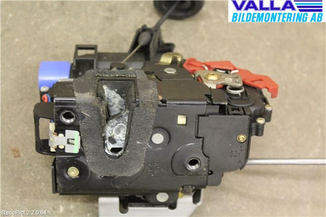 Audi A8/S8 4E  02-09 Låskista-Dörrlås