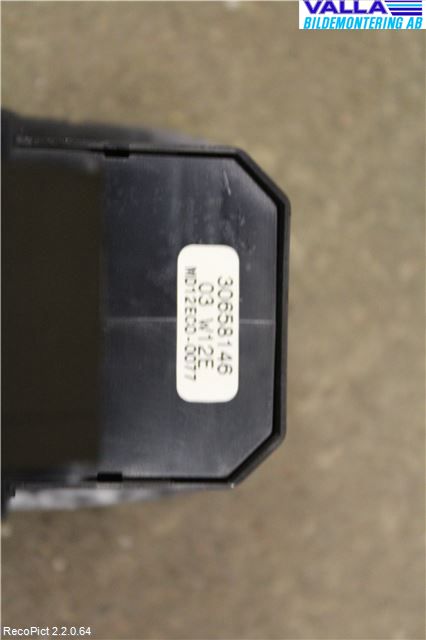 Volvo V70 00-04 Strömställare Elhiss