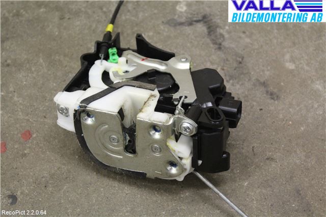 Mitsubishi LANCER  03-07 Låskista-Dörrlås