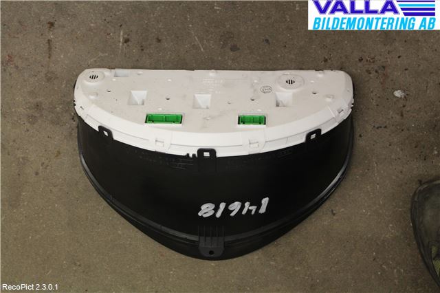 Subaru LEGACY    04-06 Instrument Komb