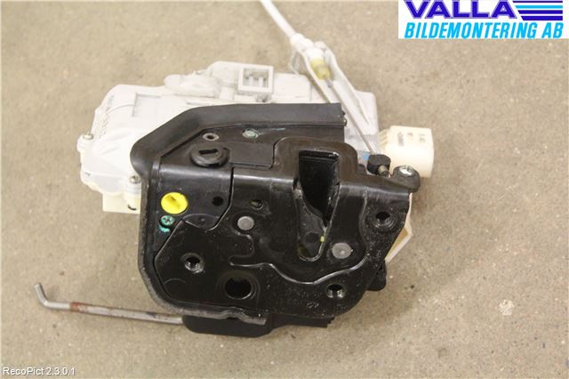 Audi A4/S4 05-07 Låskista-Dörrlås