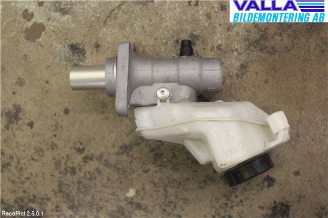Volvo V70 08-13 Broms Huvudcylinder