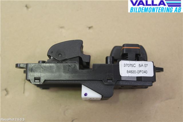 Toyota COROLLA 02-07 Strömställare Elhiss