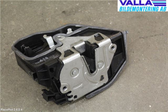 BMW 7 E65/66    00-08 Låskista-Dörrlås