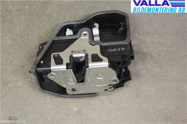 BMW 7 E65/66    00-08 Låskista-Dörrlås