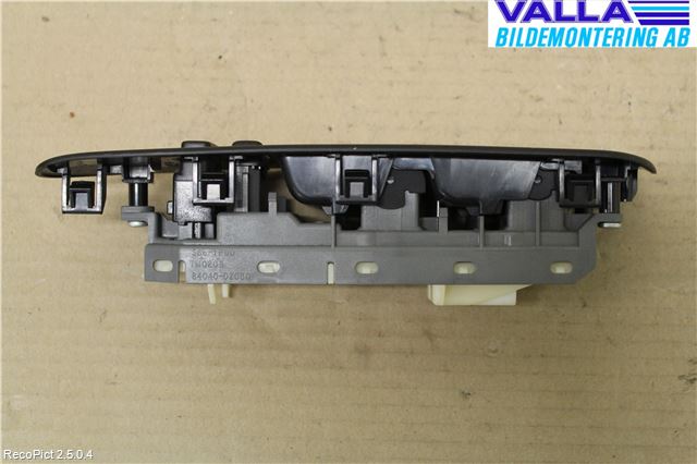 Toyota AURIS 10-12 Strömställare Elhiss