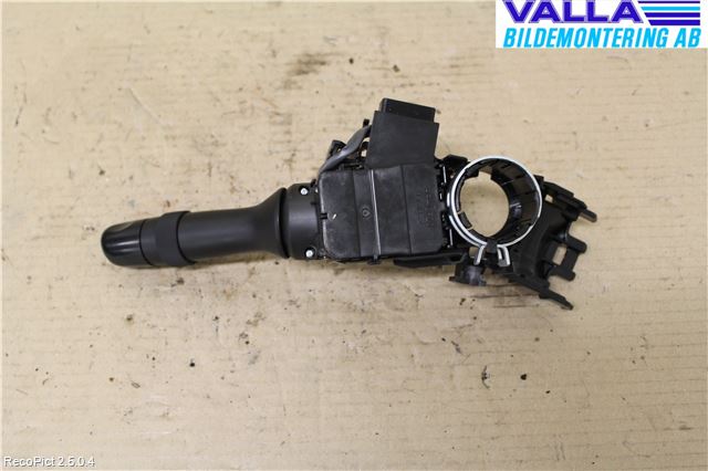 Toyota AURIS 10-12 Spak Blinkers-Ljusomk