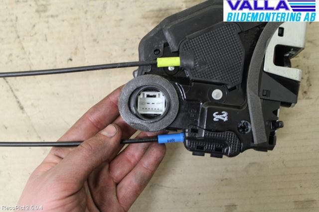 Toyota AURIS 10-12 Låskista-Dörrlås