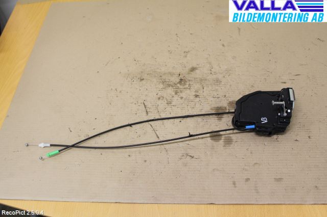 Toyota AURIS 10-12 Låskista-Dörrlås