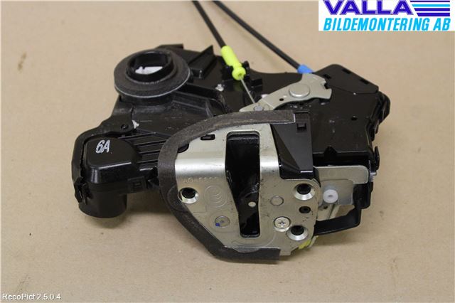 Toyota AURIS 10-12 Låskista-Dörrlås