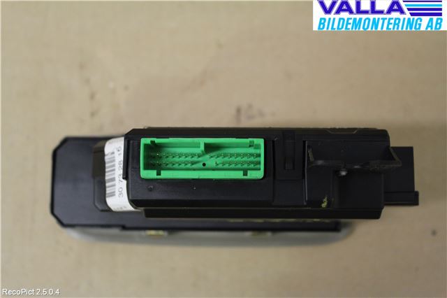 Volvo V70 05-08 Strömställare Elhiss