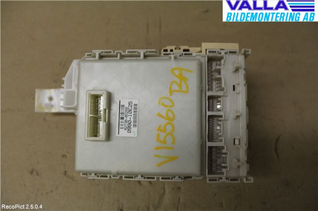 Toyota YARIS XP90 06-11 Säkringsdosa-Elcentral