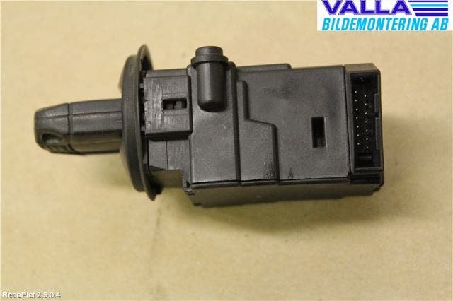 BMW 5 E60/61 Sed/Tou 02-10 Tändlås