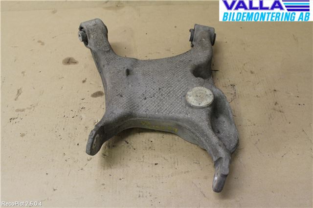 BMW 5 E60/61 Sed/Tou 02-10 Bärarm Bak Vänster