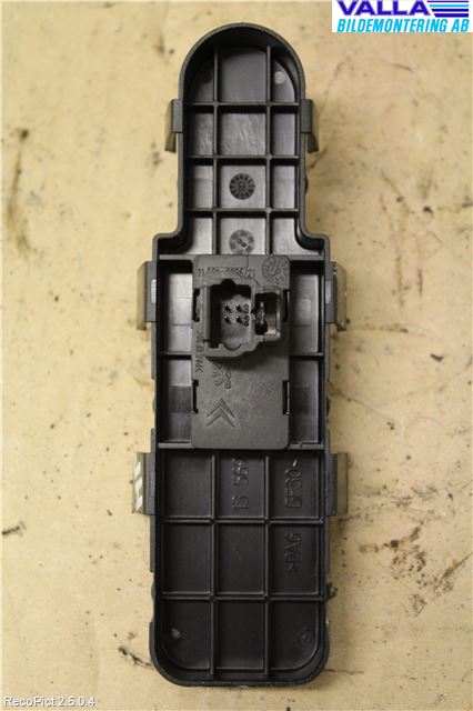 Peugeot 307     01-05 Strömställare Elhiss