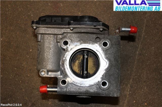 Mazda 2 (DE) 08-15 Injspjällhus