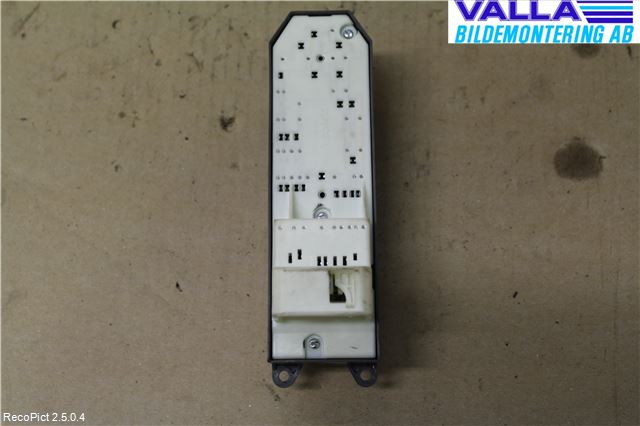 Toyota AURIS 07-09 Strömställare Elhiss