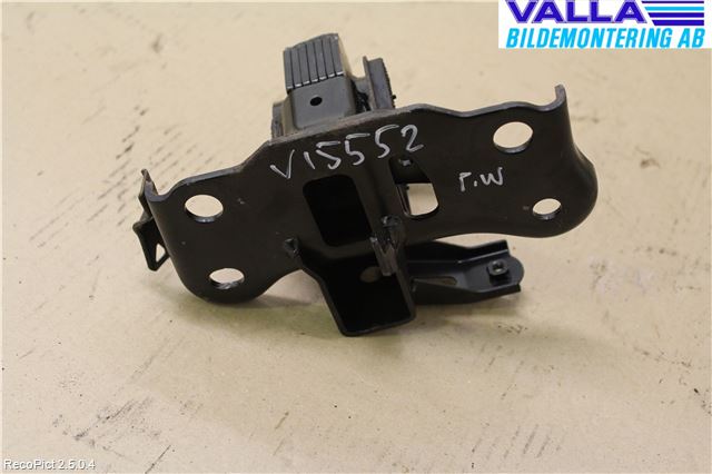 Toyota AURIS 10-12 Motorfäste