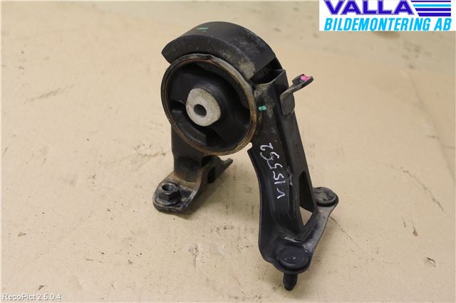 Toyota AURIS 10-12 Motorfäste