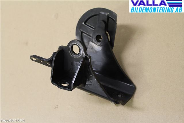 Toyota AURIS 10-12 Motorfäste