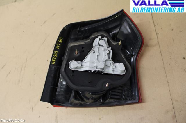 Toyota COROLLA 02-07 Bakljus Vänster