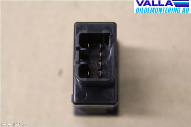 Toyota COROLLA 02-07 Strömställare Stolvärme