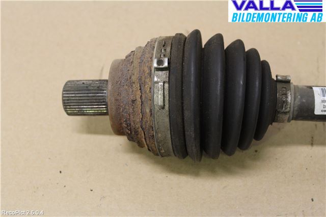 Volkswagen VW GOLF V 04-09 Drivaxel Fram Vänster