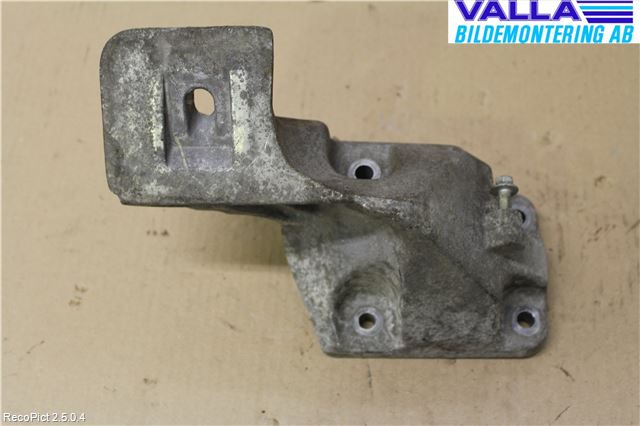 Landrover RANGE ROVER SPORT (L320) 05-09 Motorfäste