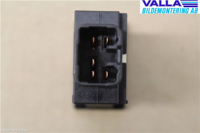 Toyota AVENSIS 03-06 Strömställare Elruta