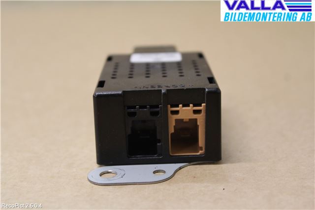 Volkswagen VW GOLF VI 09-13 Antennförstärkare