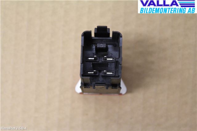 Volkswagen VW GOLF V 04-09 Strömställare Varnings